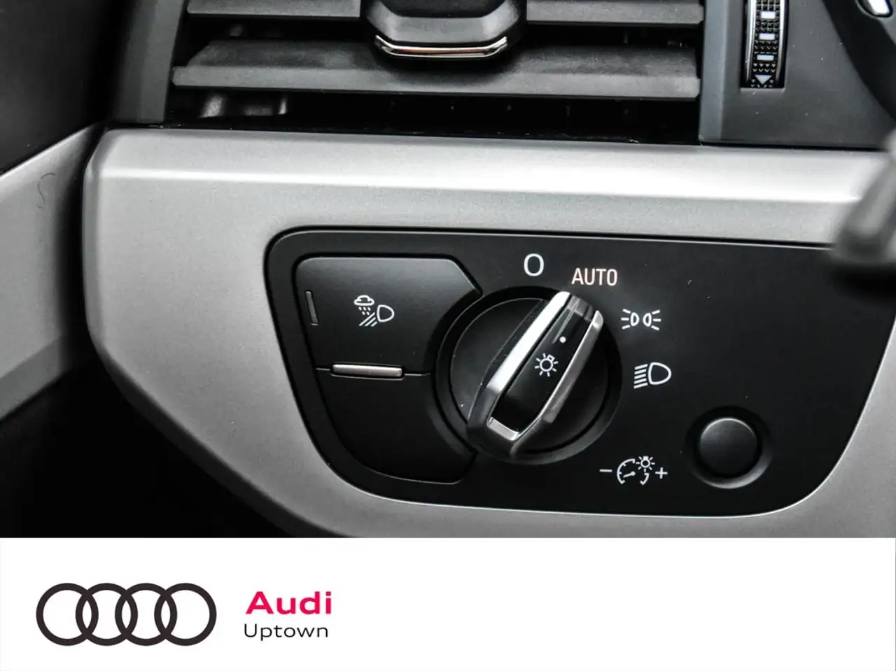Audi A4 - Image 25