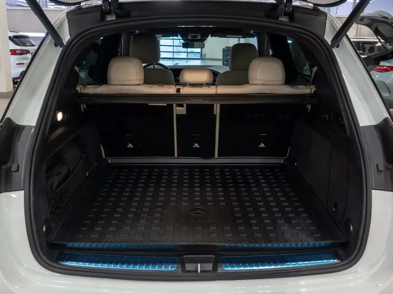 Mercedes-Benz GLE - Image 16