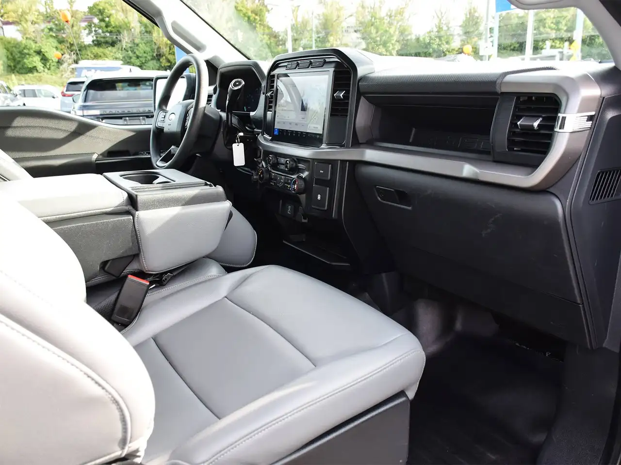 Ford F-150 - Image 10