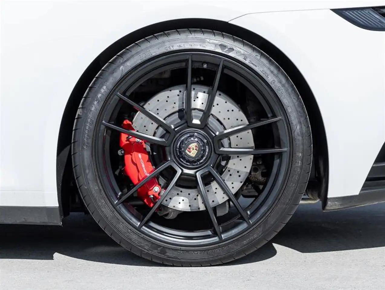 Porsche 911 - Image 6