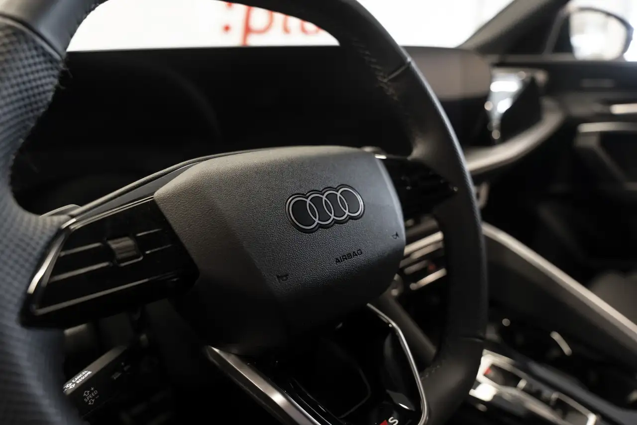 Audi Q5 - Image 19