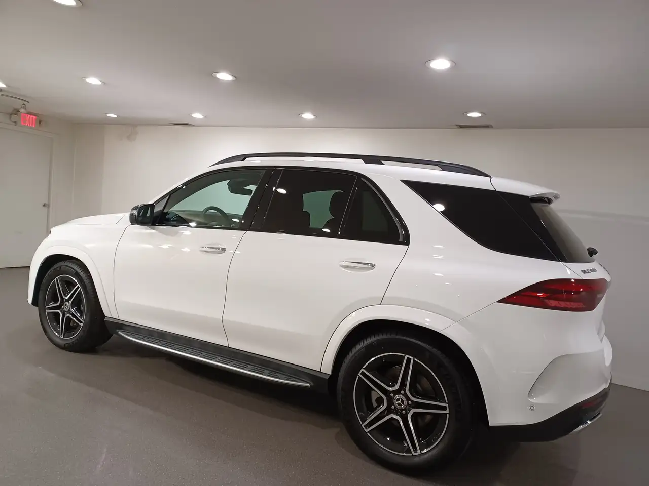 Mercedes-Benz GLE - Image 14