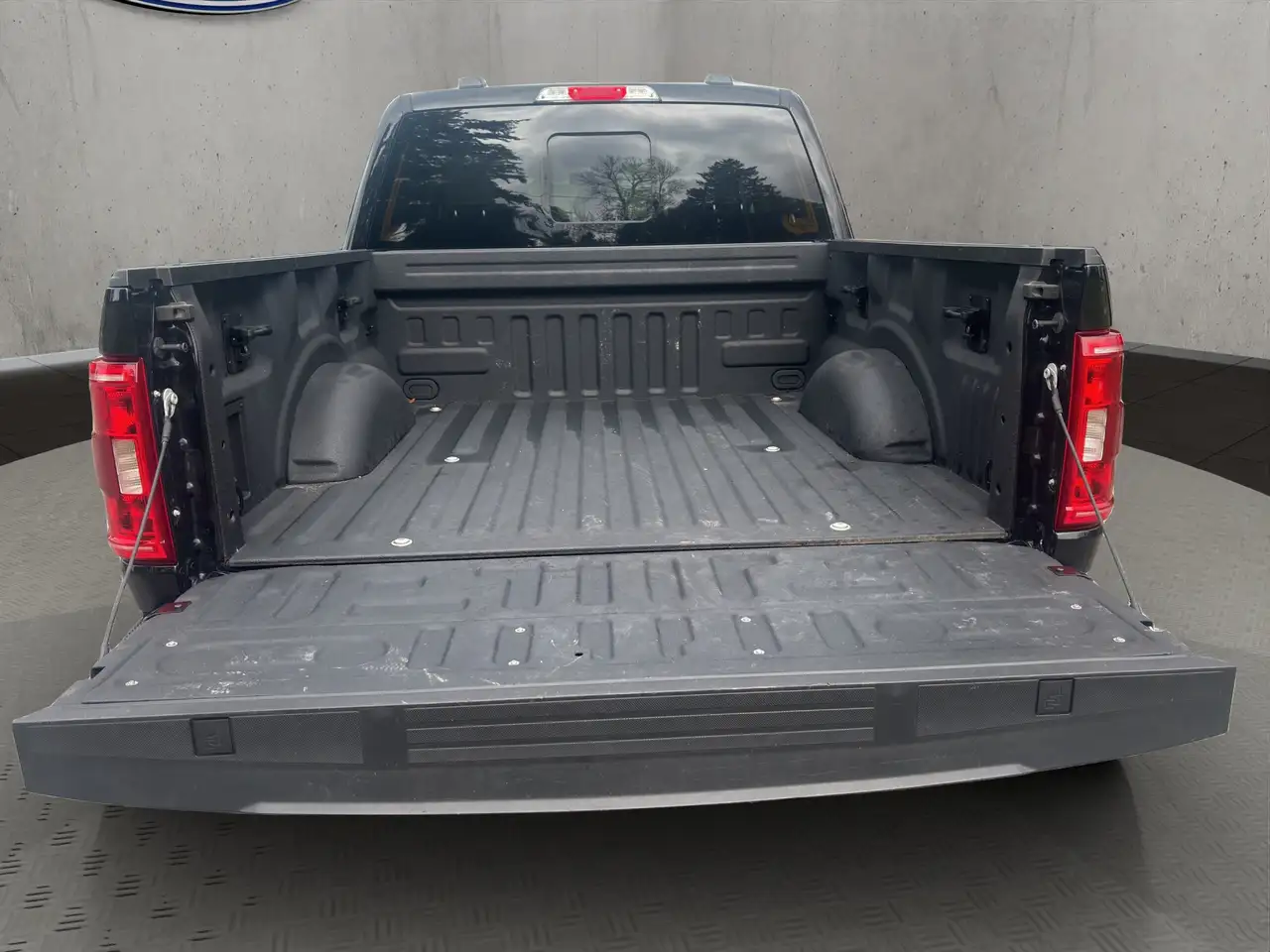 Ford F-150 - Image 20