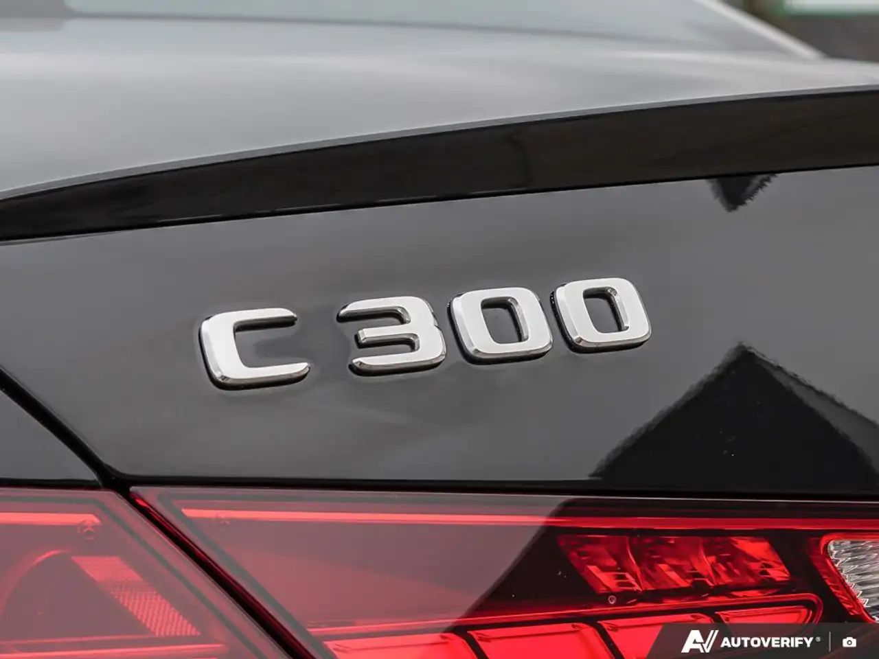 Mercedes-Benz C-Class - Image 12