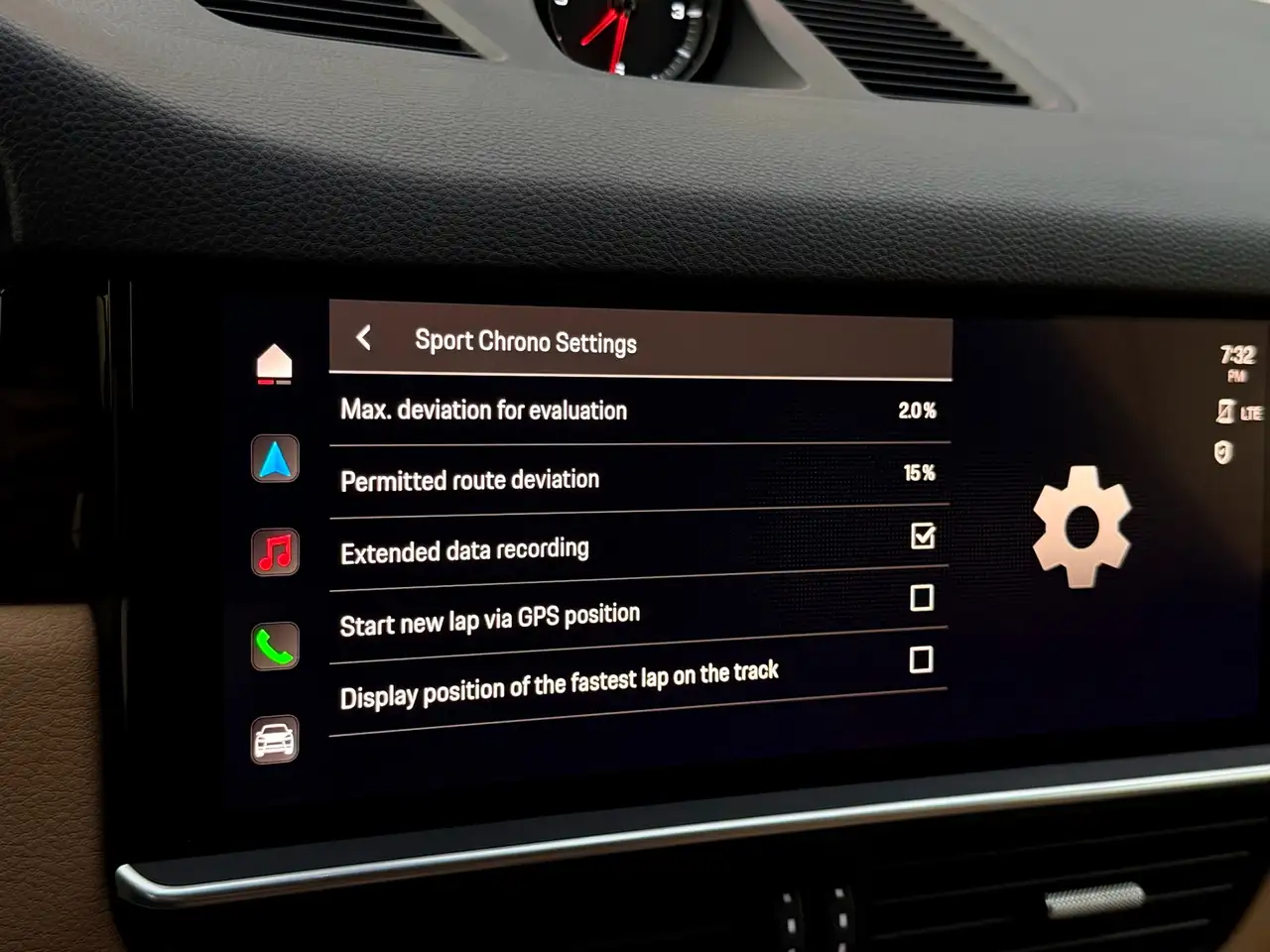 Porsche Cayenne - Image 39