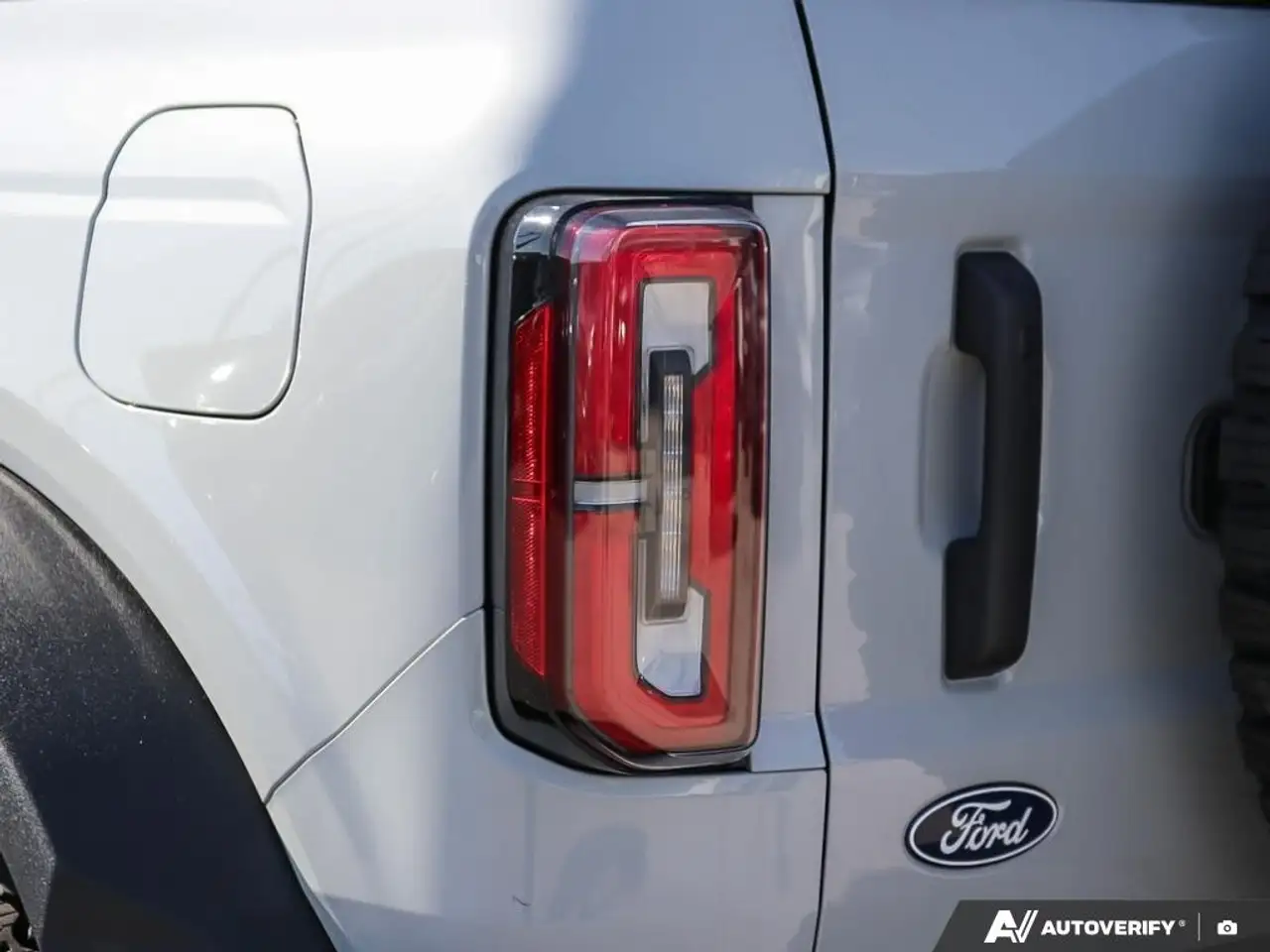 Ford Bronco - Image 12