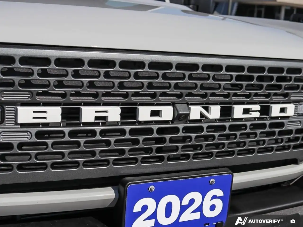 Ford Bronco - Image 9