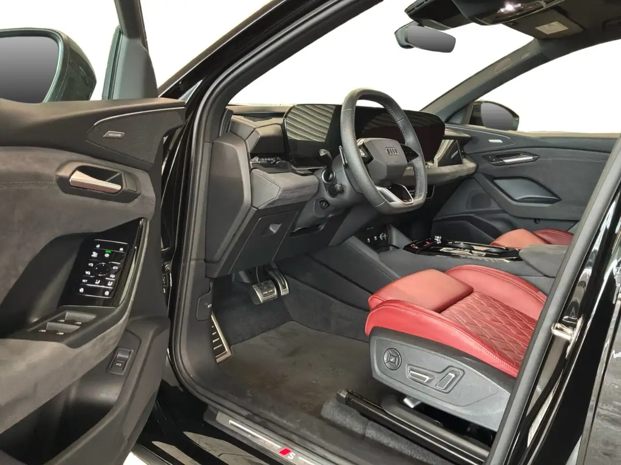 Audi SQ6 e-tron - Image 9
