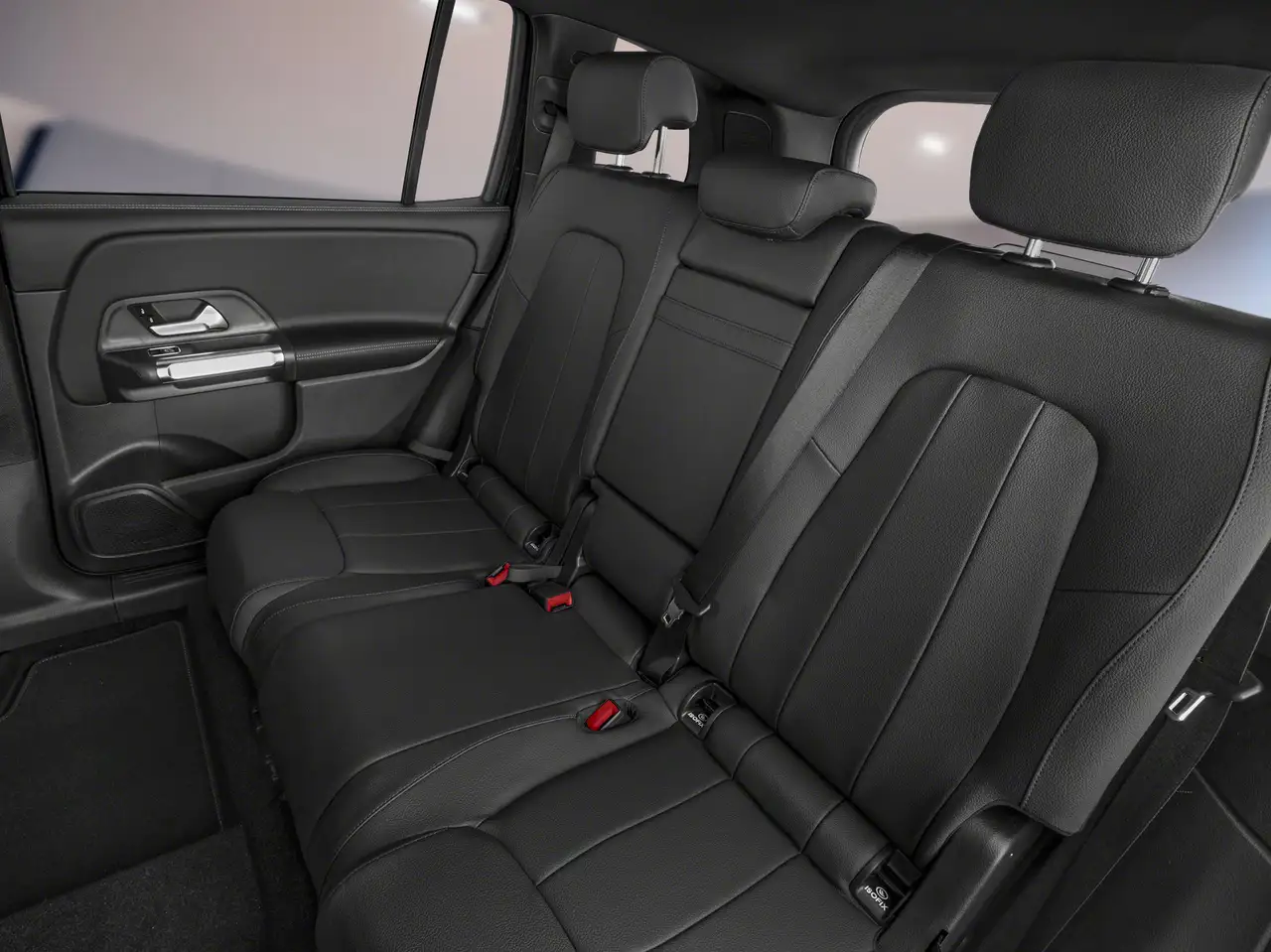 Mercedes-Benz GLB - Image 9