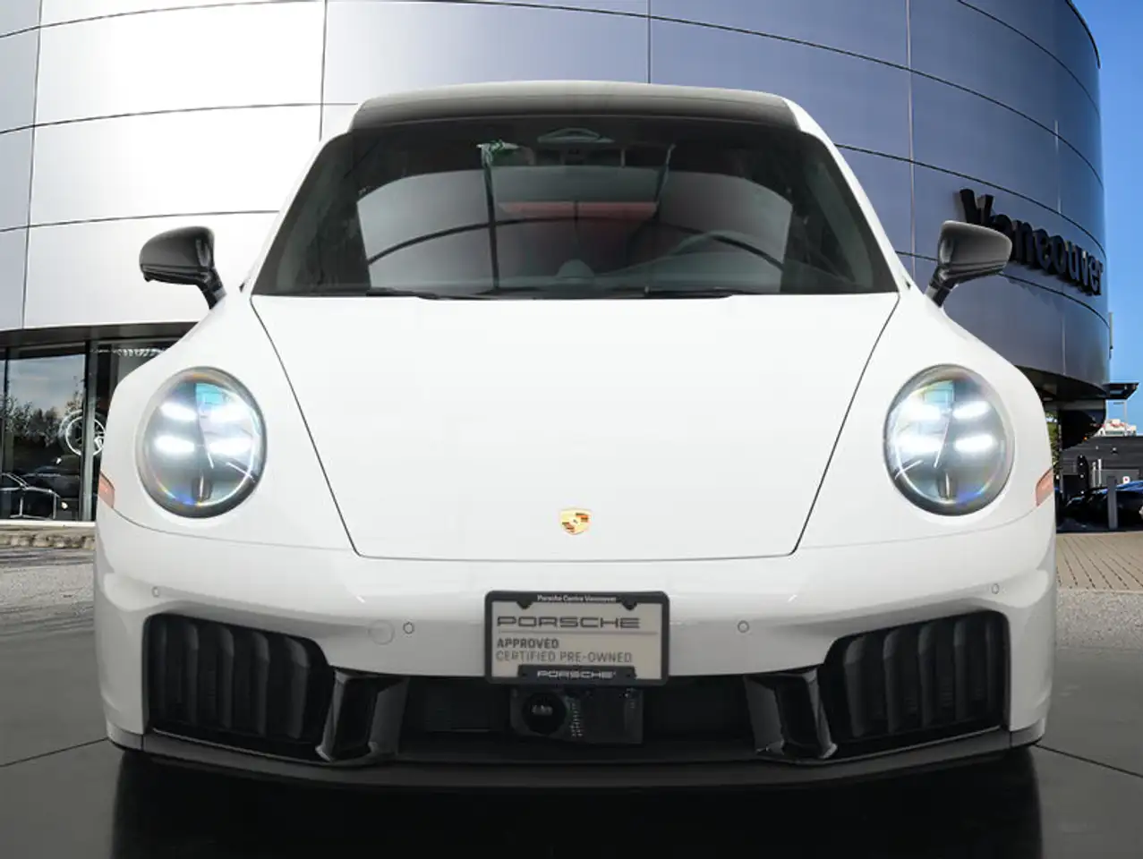 Porsche 911 - Image 15
