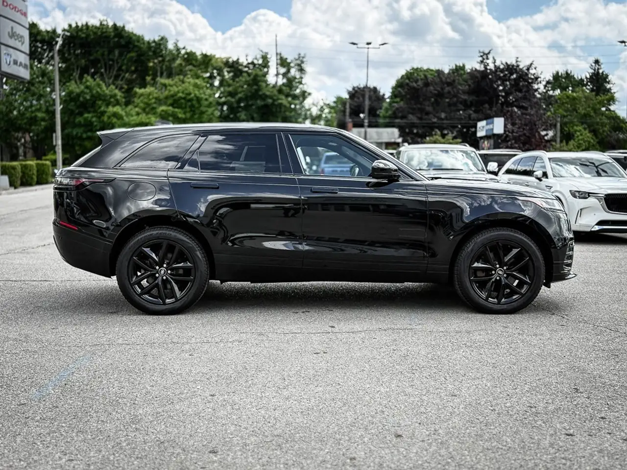 Land Rover Range Rover Velar - Image 4
