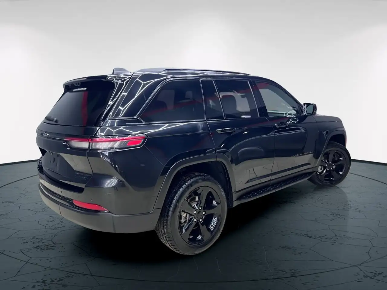 Jeep Grand Cherokee - Image 3