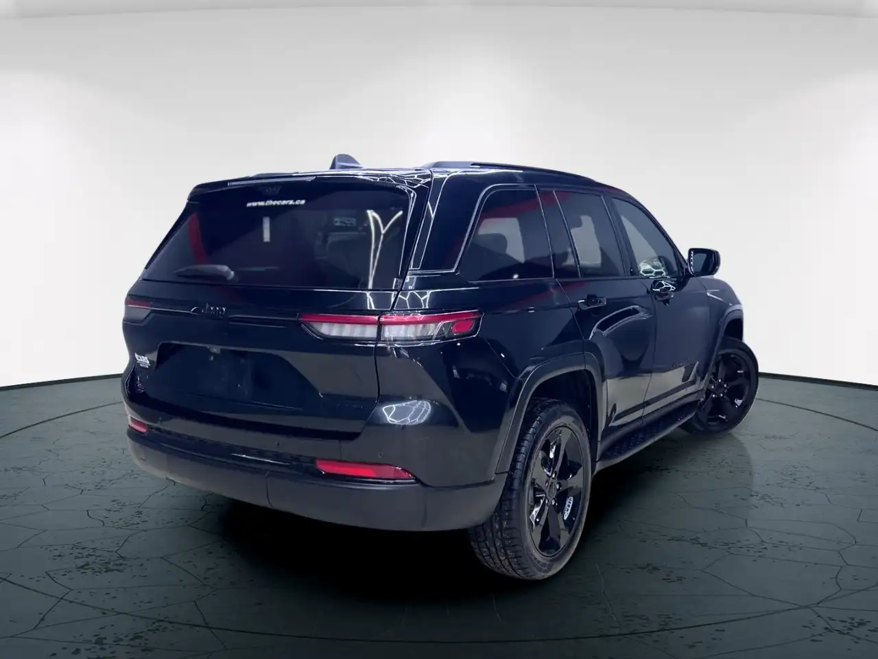 Jeep Grand Cherokee - Image 2