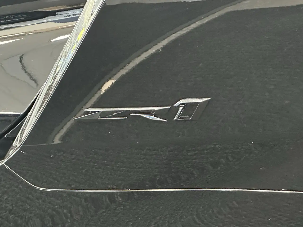 Chevrolet Corvette - Image 17