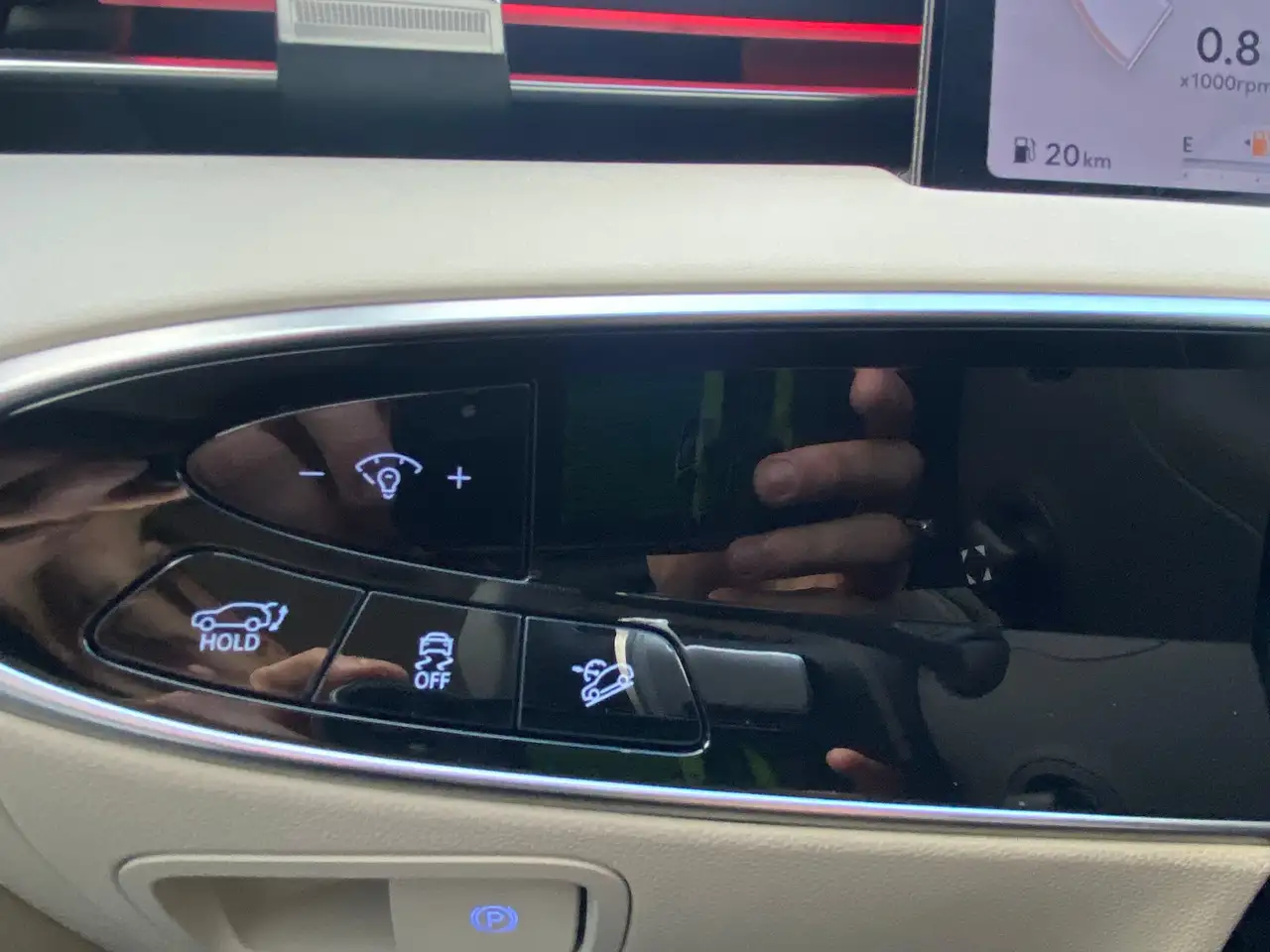 Genesis GV70 - Image 25