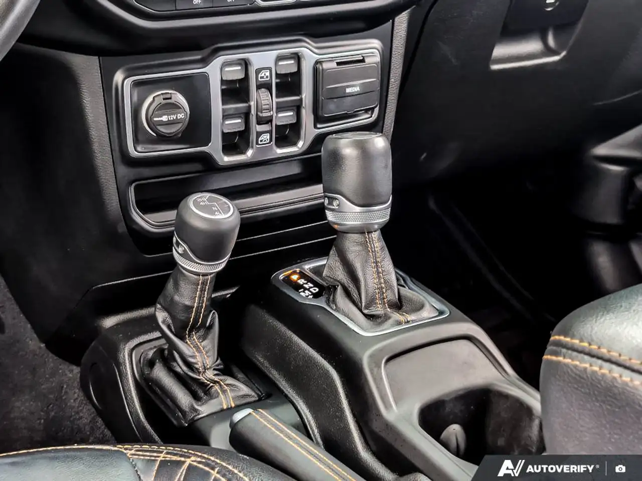 Jeep Wrangler - Image 20