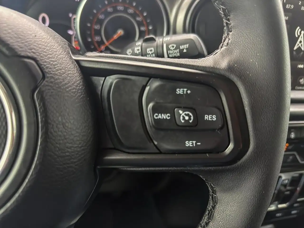 Jeep Wrangler - Image 16