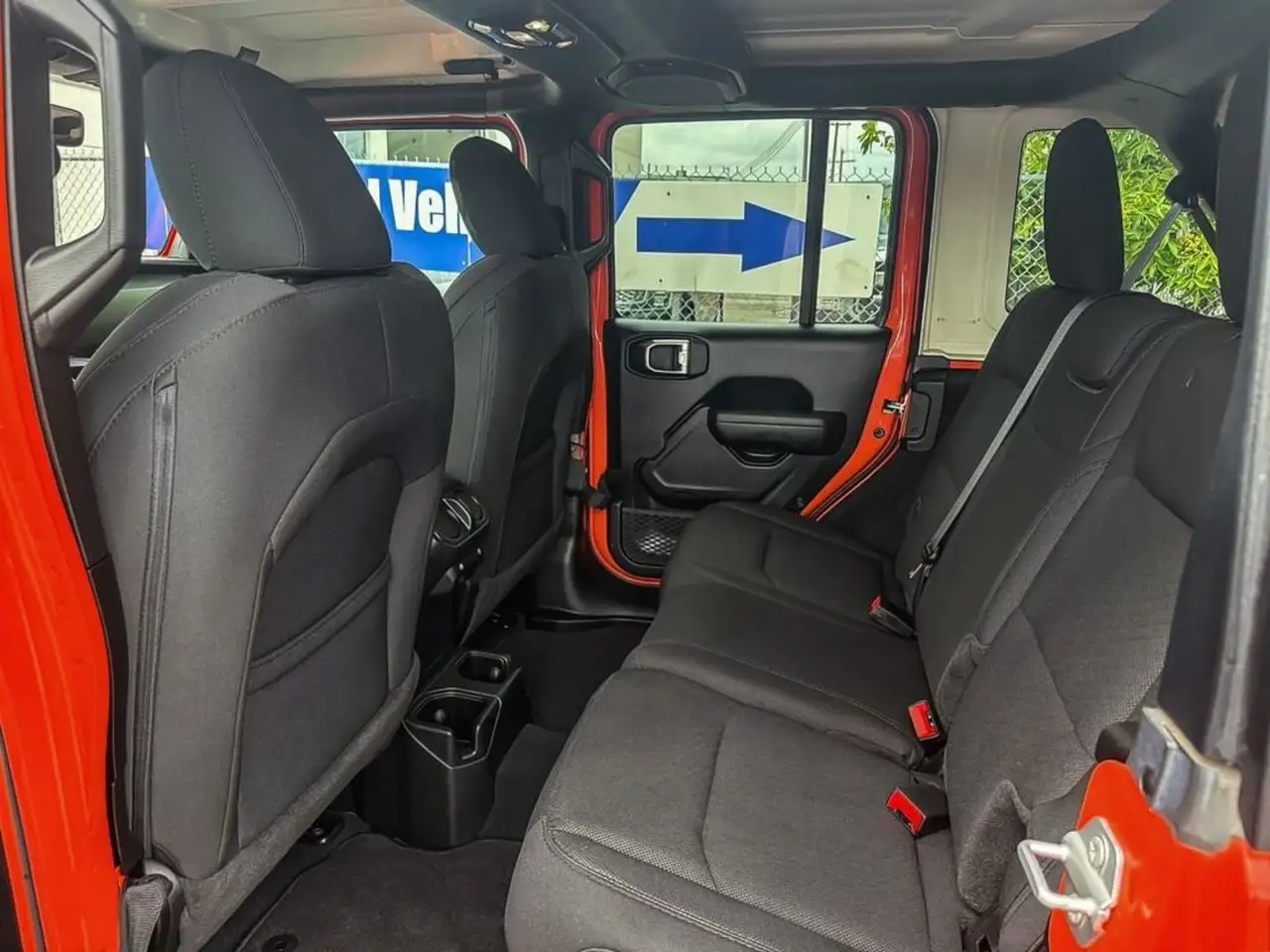 Jeep Wrangler - Image 23