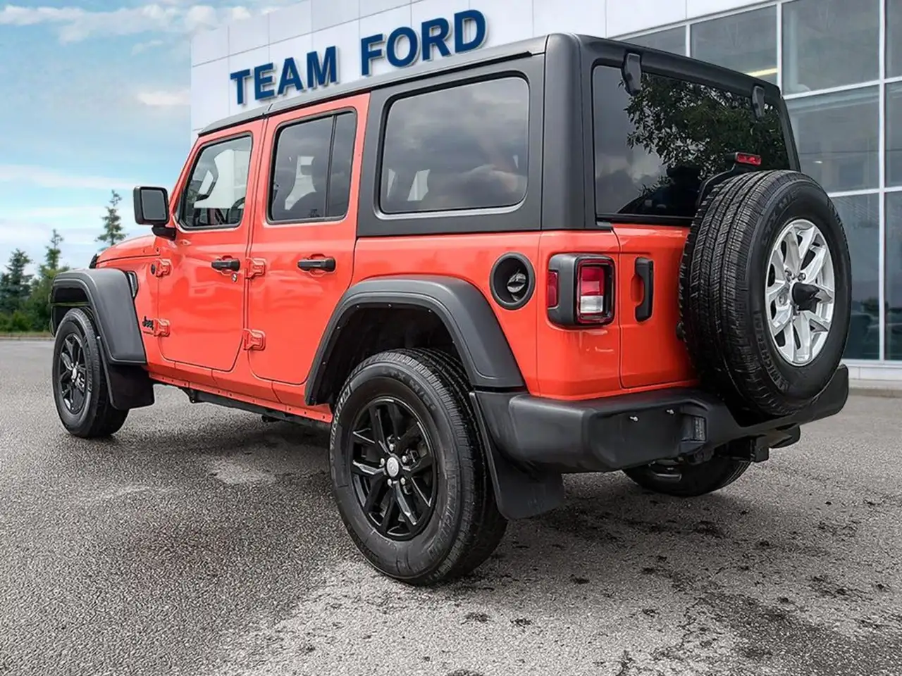 Jeep Wrangler - Image 4