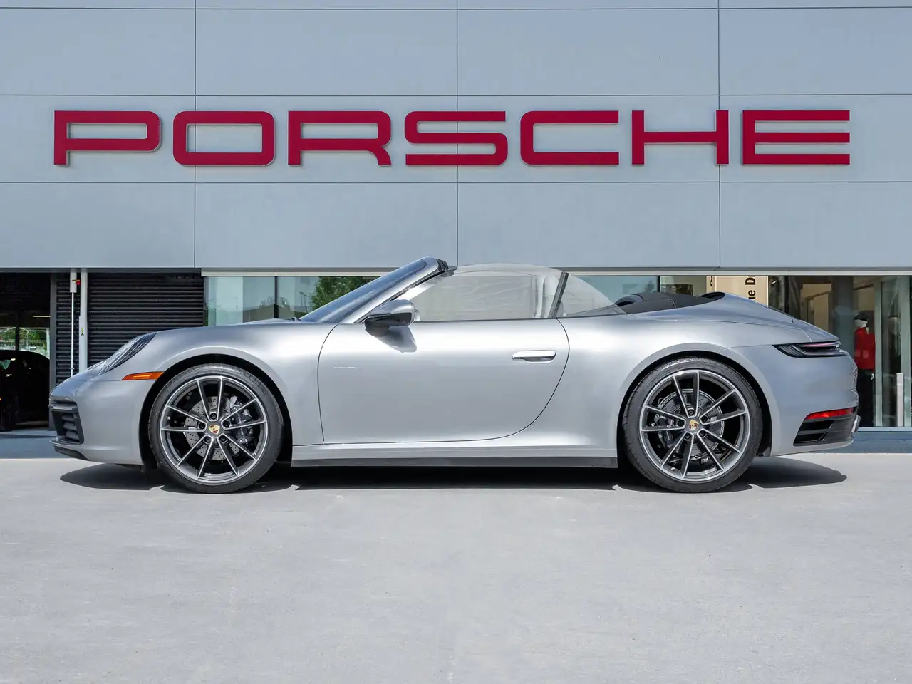 Porsche 911 - Image 3