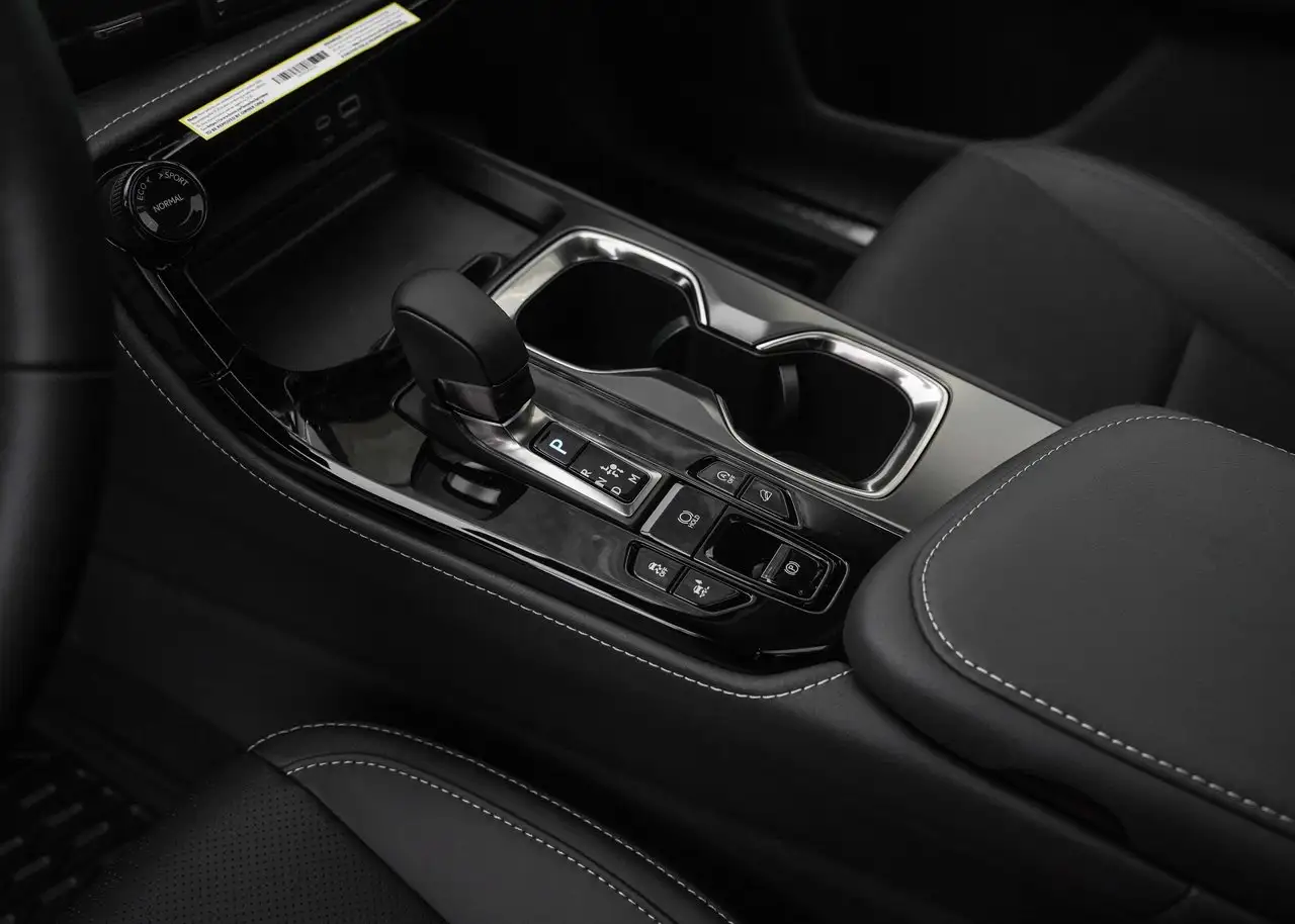 Lexus NX - Image 14