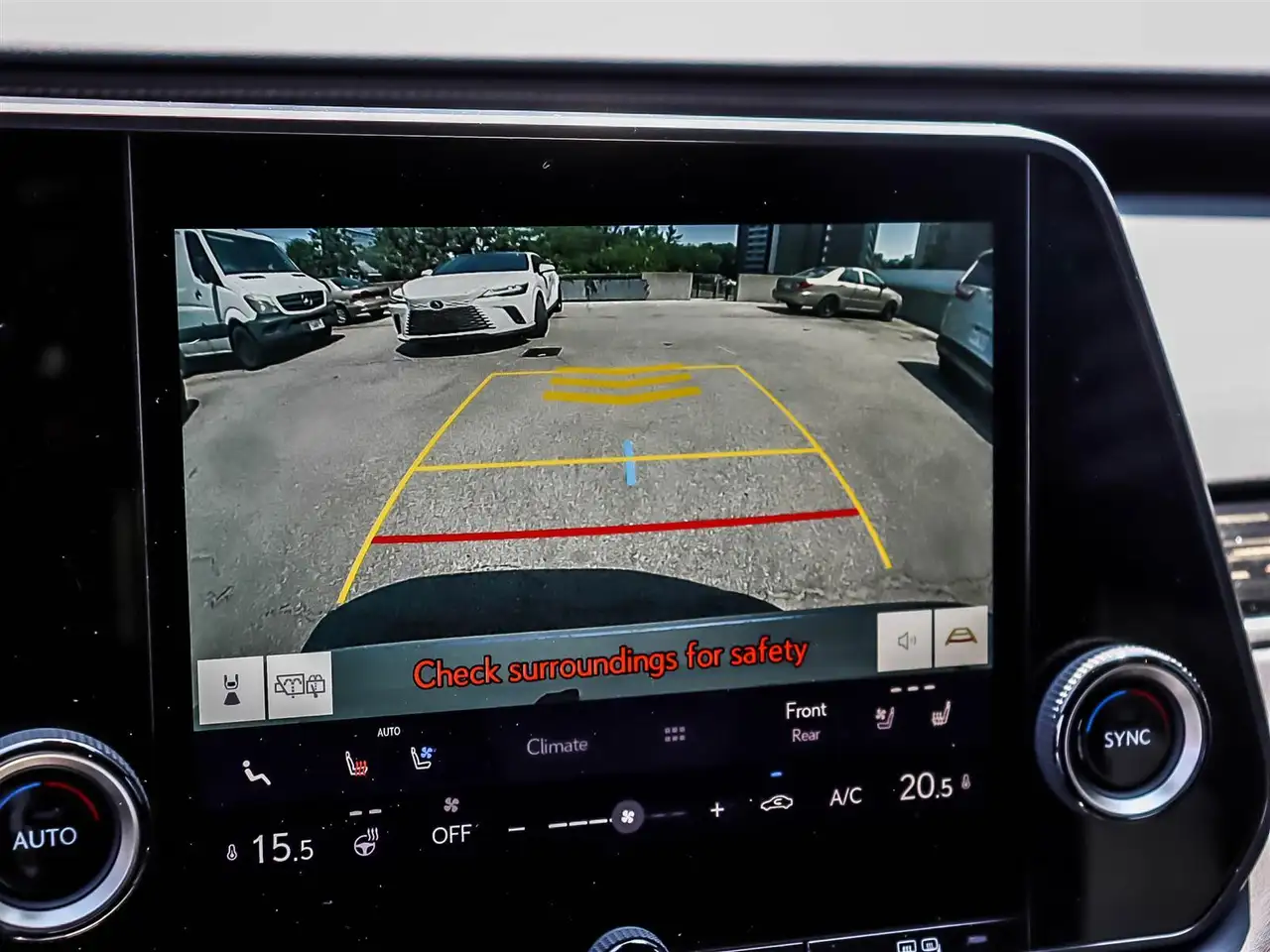Lexus RX - Image 27