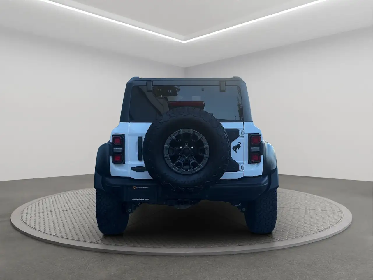 Ford Bronco - Image 5