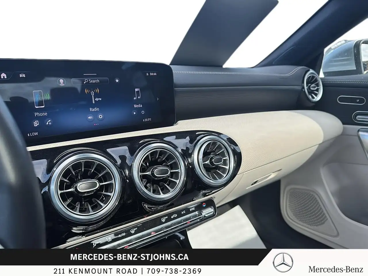 Mercedes-Benz CLA - Image 18