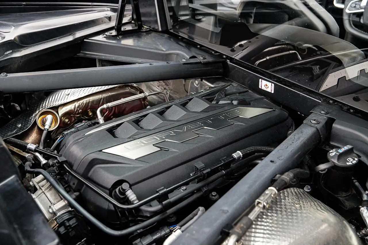 Chevrolet Corvette - Image 9