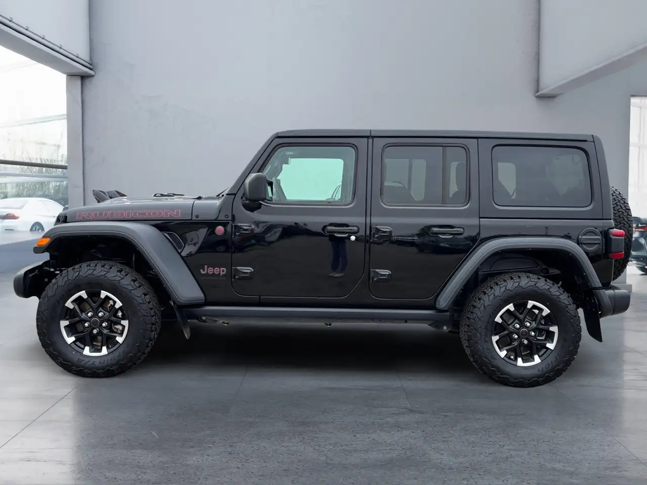 Jeep Wrangler - Image 2