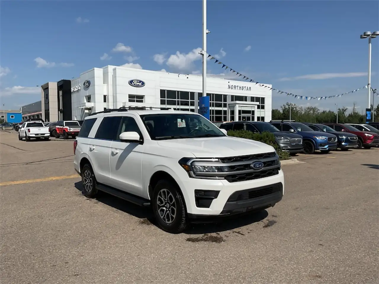 Ford Expedition - Image 7