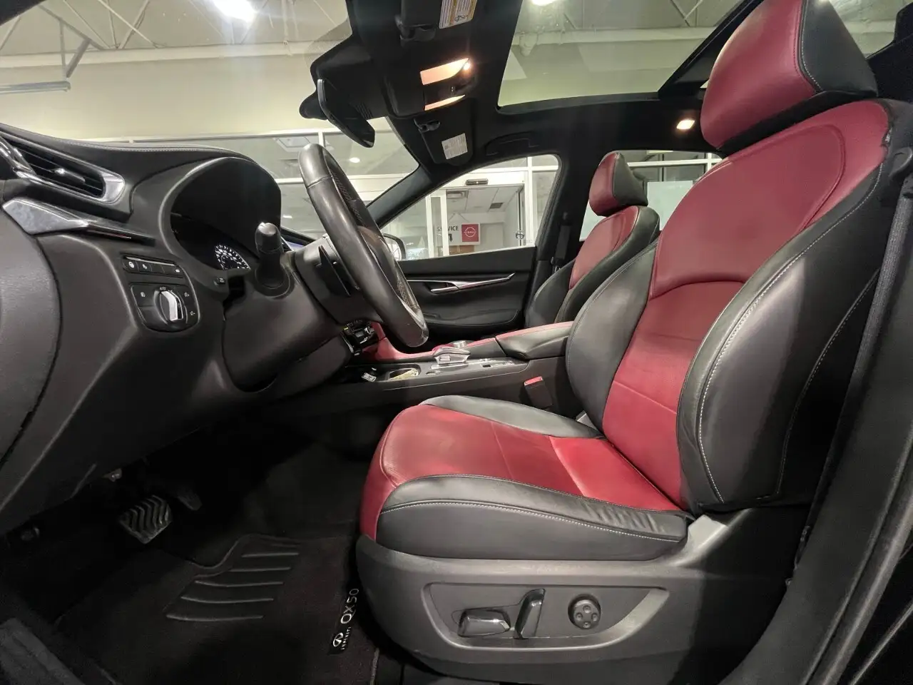 Infiniti QX50 - Image 12