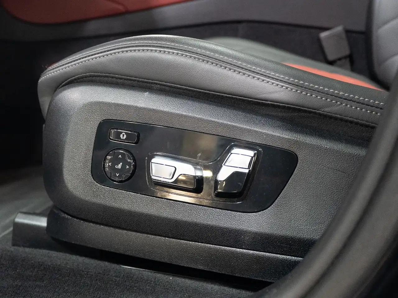 BMW X6 - Image 17