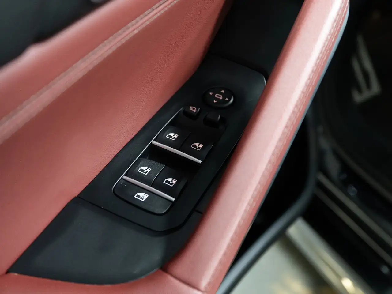 BMW X6 - Image 16