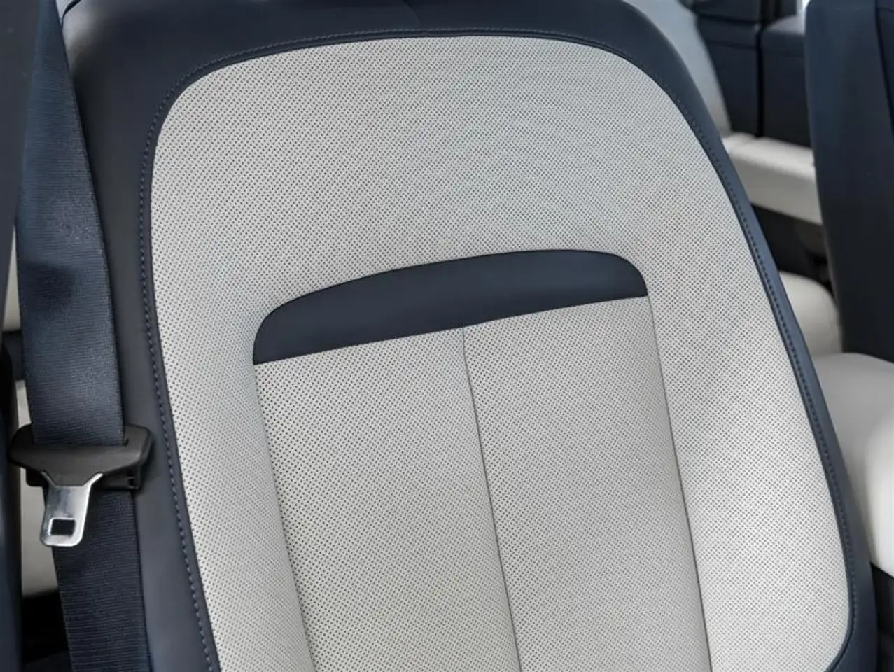Rolls-Royce Cullinan - Image 34