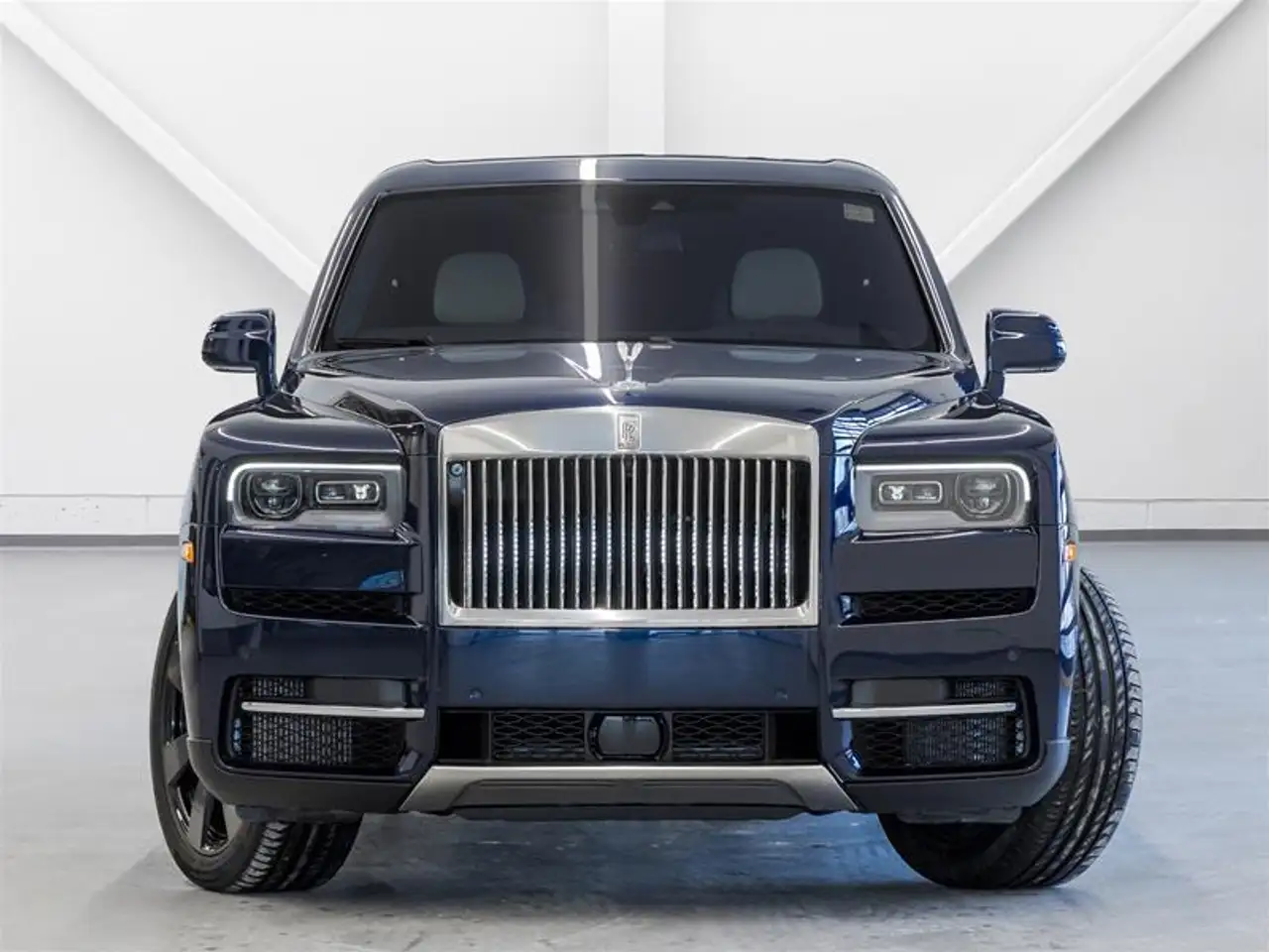 Rolls-Royce Cullinan - Image 5
