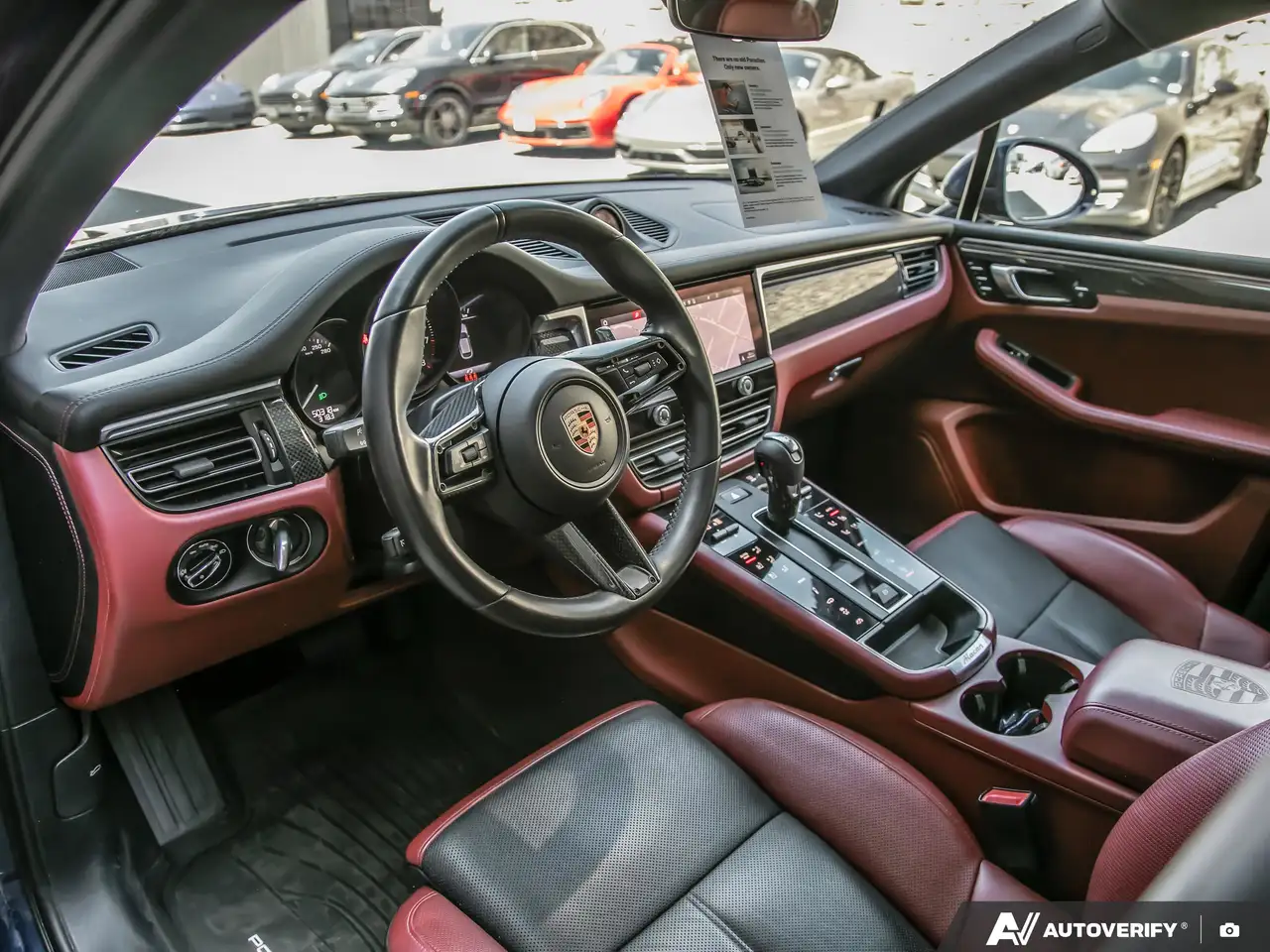 Porsche Macan - Image 16