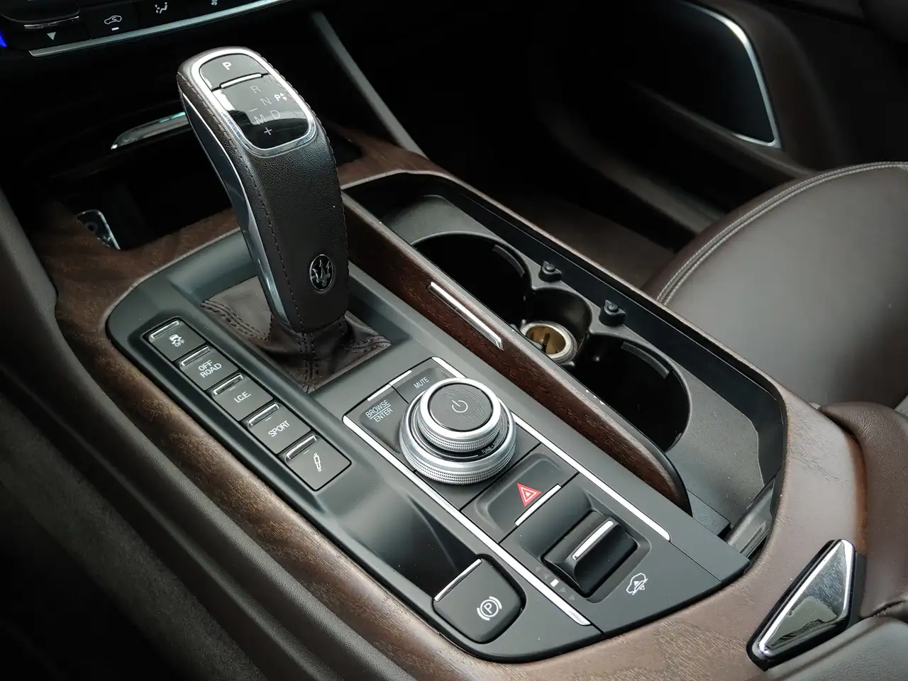 Maserati Levante - Image 33