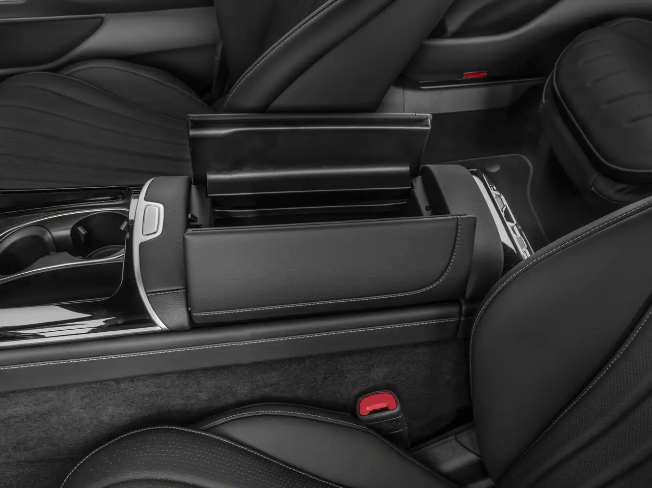 Mercedes-Benz S-Class - Image 10