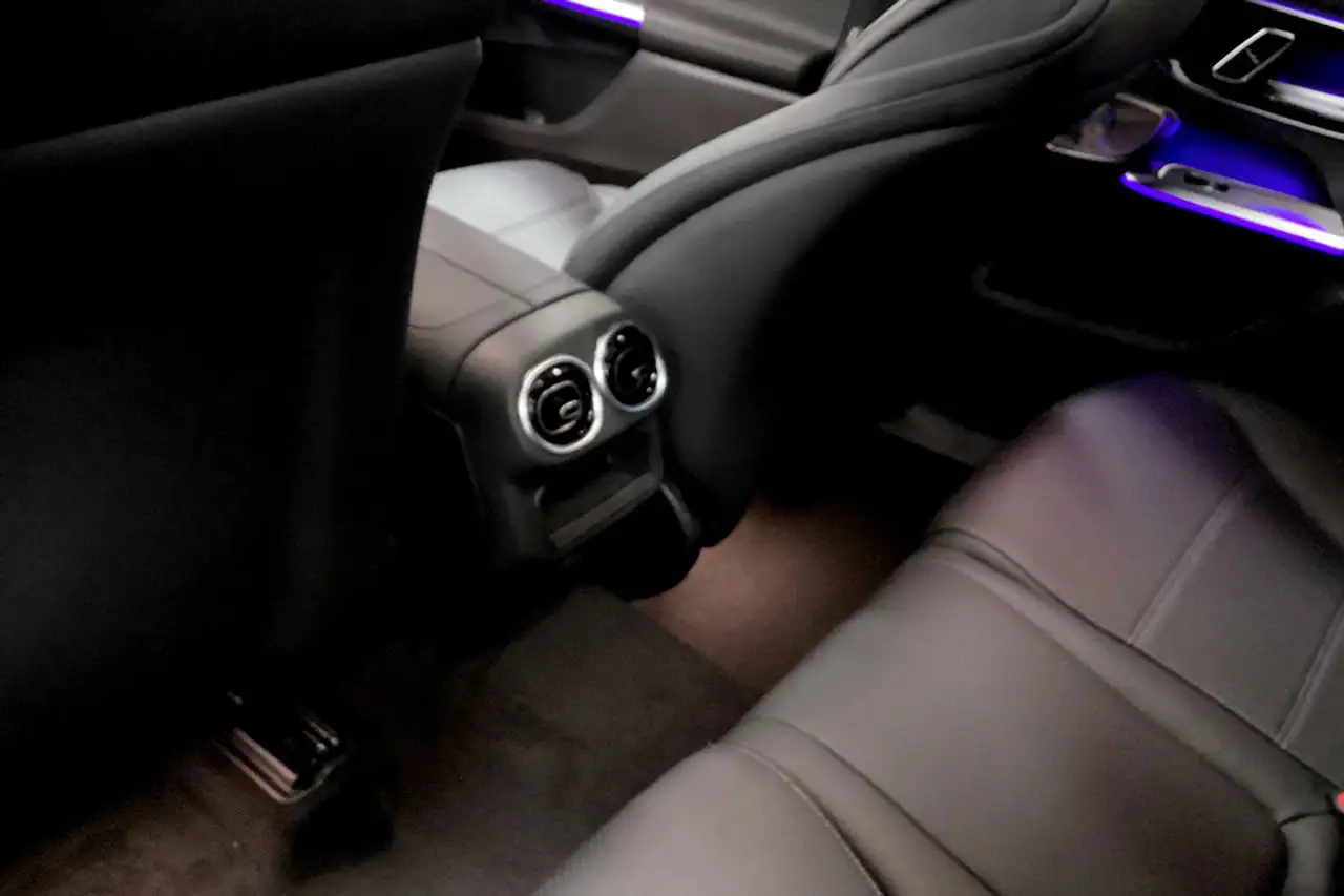 Mercedes-Benz GLC - Image 12