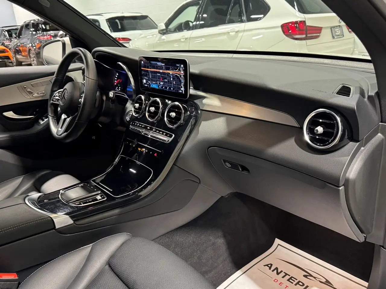 Mercedes-Benz GLC - Image 11