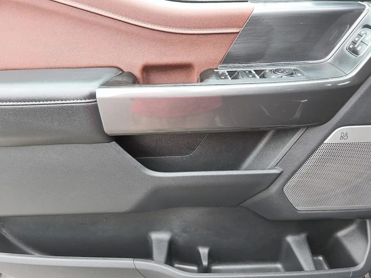 Ford F-150 - Image 11