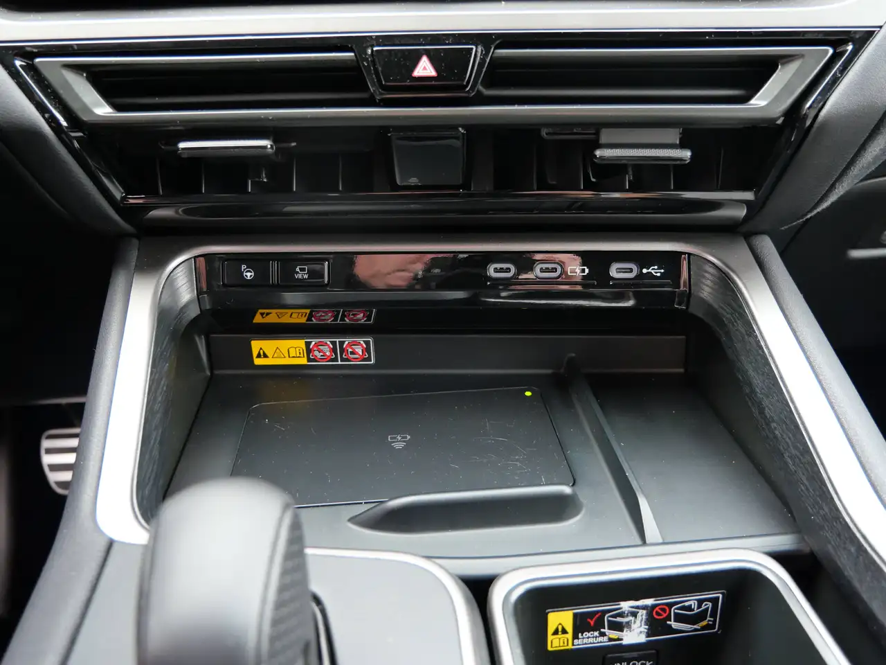 Lexus TX - Image 15