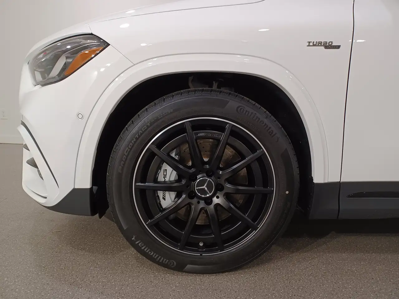 Mercedes-Benz GLA - Image 14