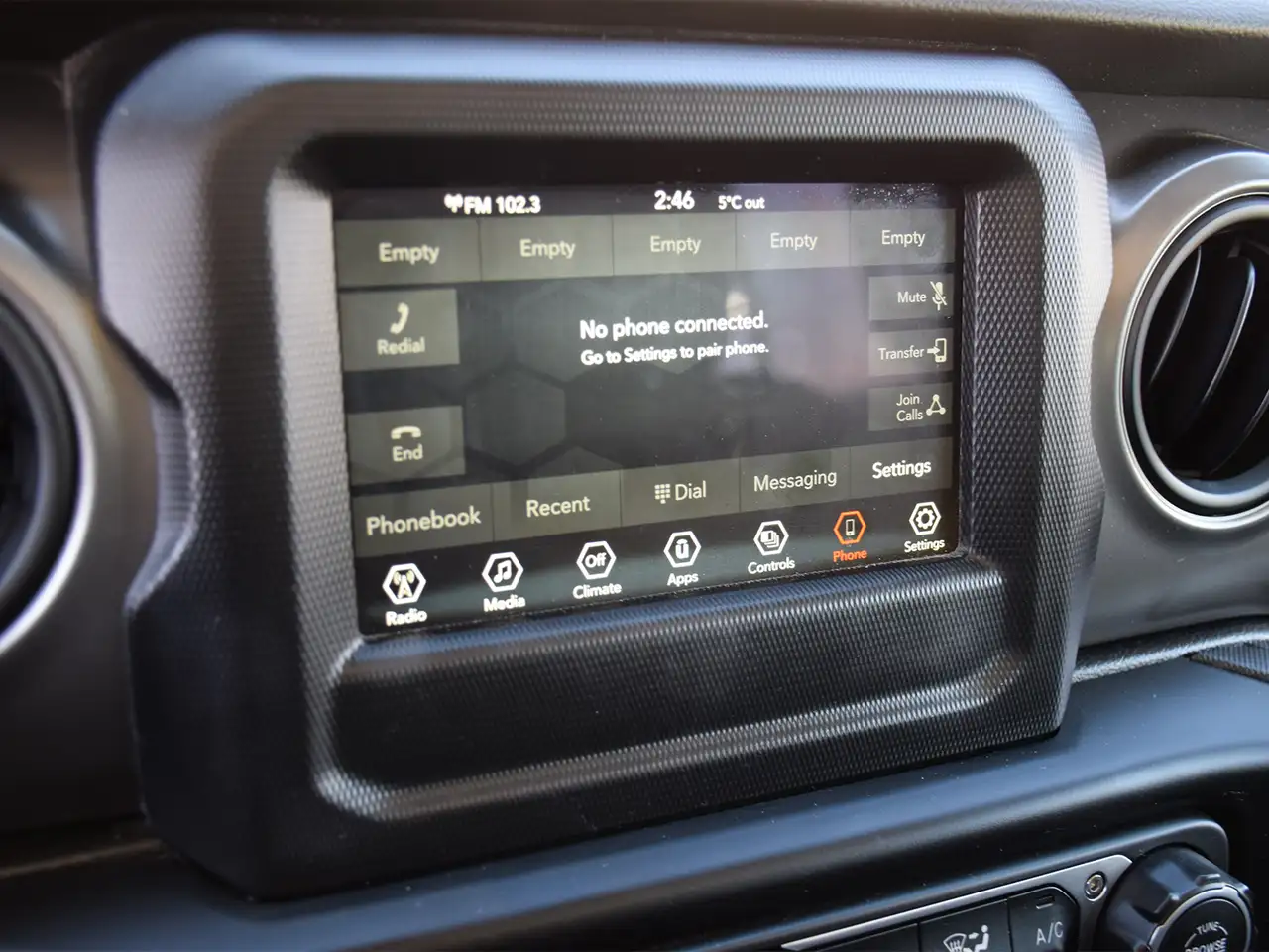 Jeep Wrangler - Image 23