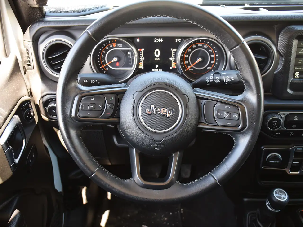 Jeep Wrangler - Image 16