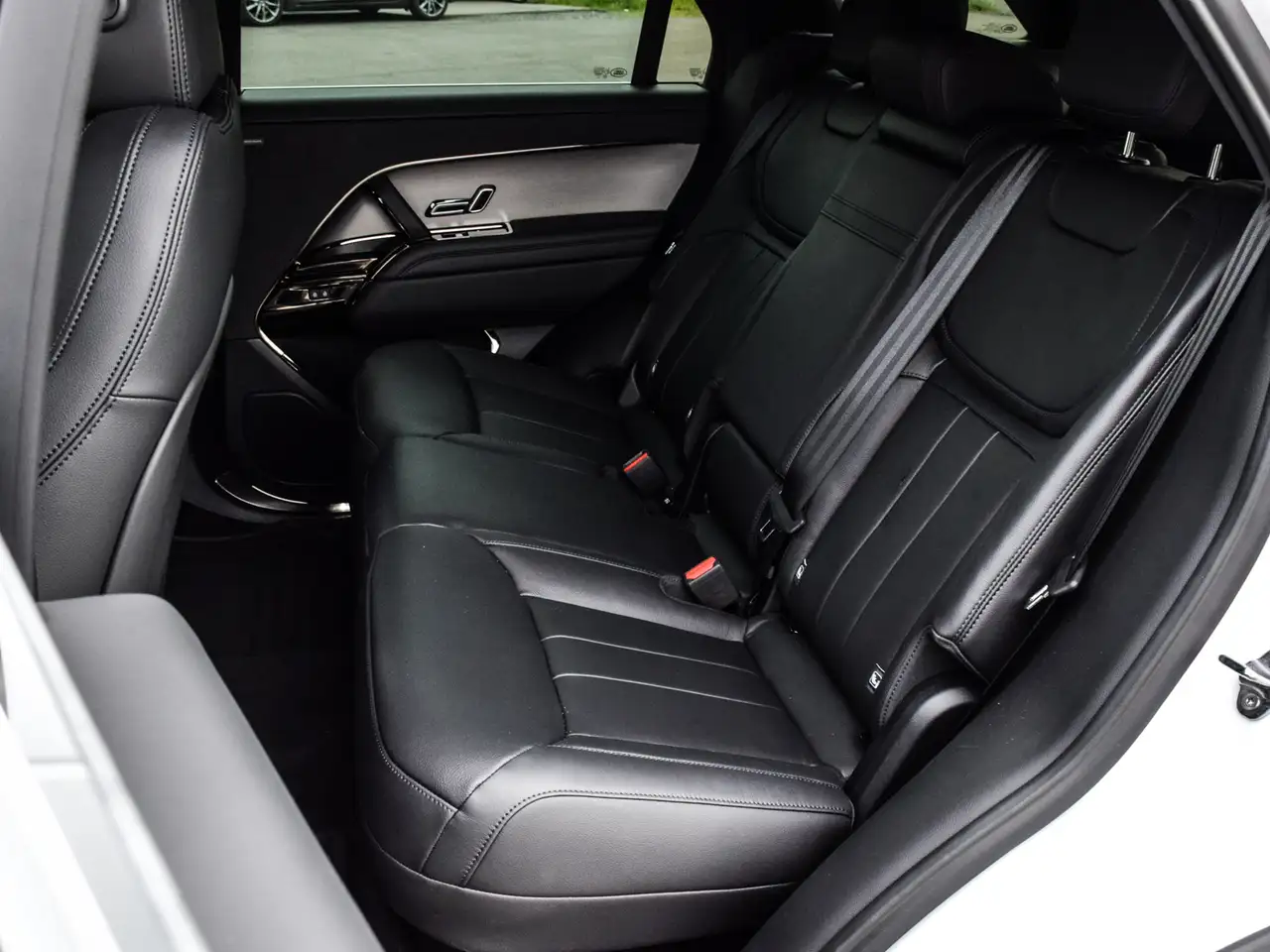 Land Rover Range Rover Sport - Image 28
