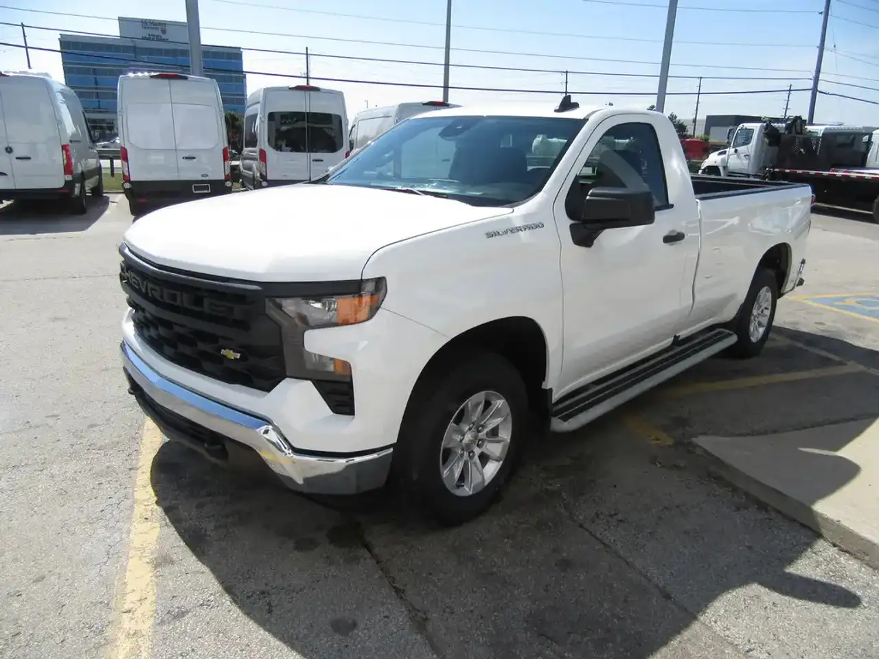 Chevrolet Silverado 1500 - Image 9