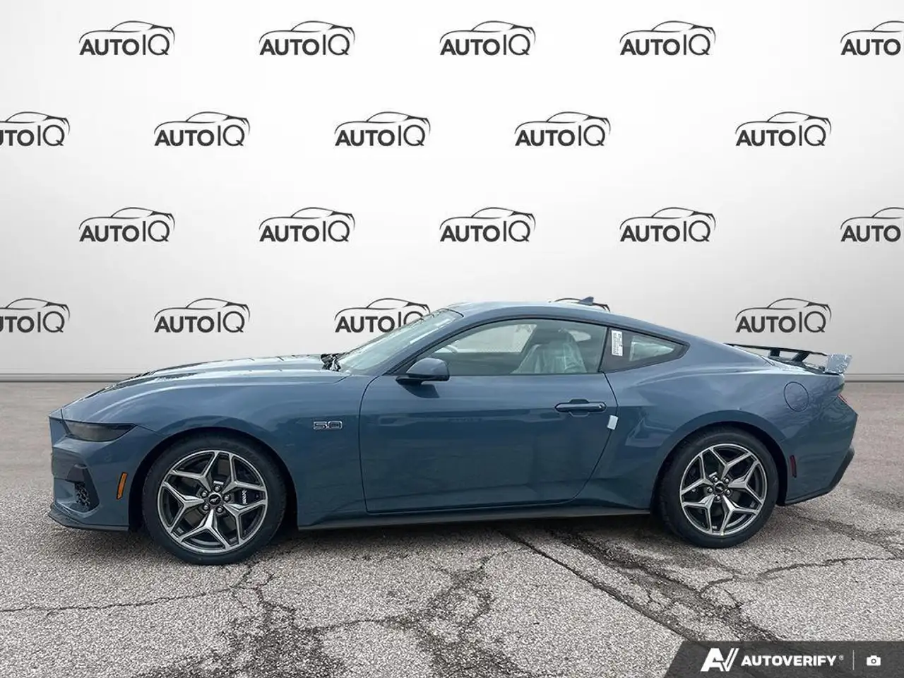 Ford Mustang - Image 2