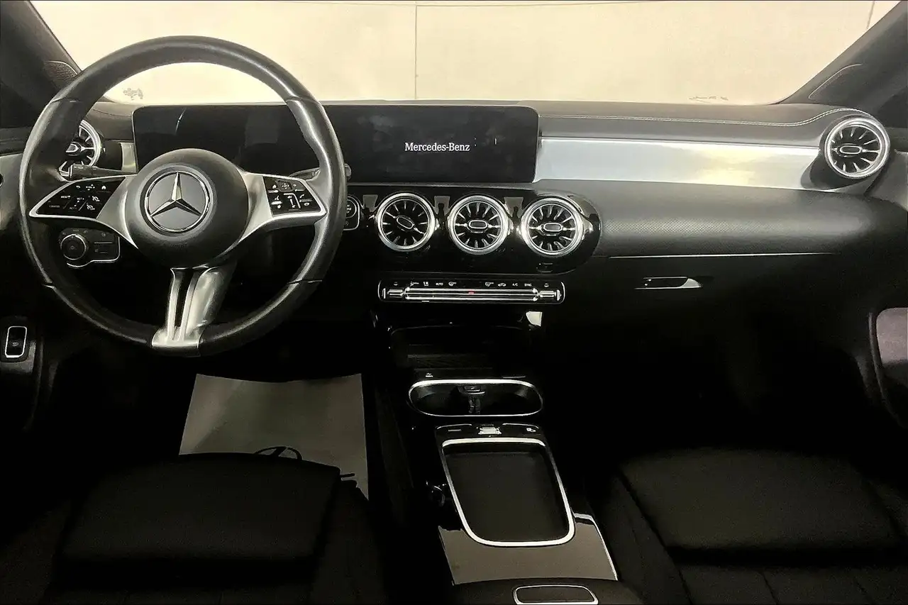 Mercedes-Benz CLA - Image 15